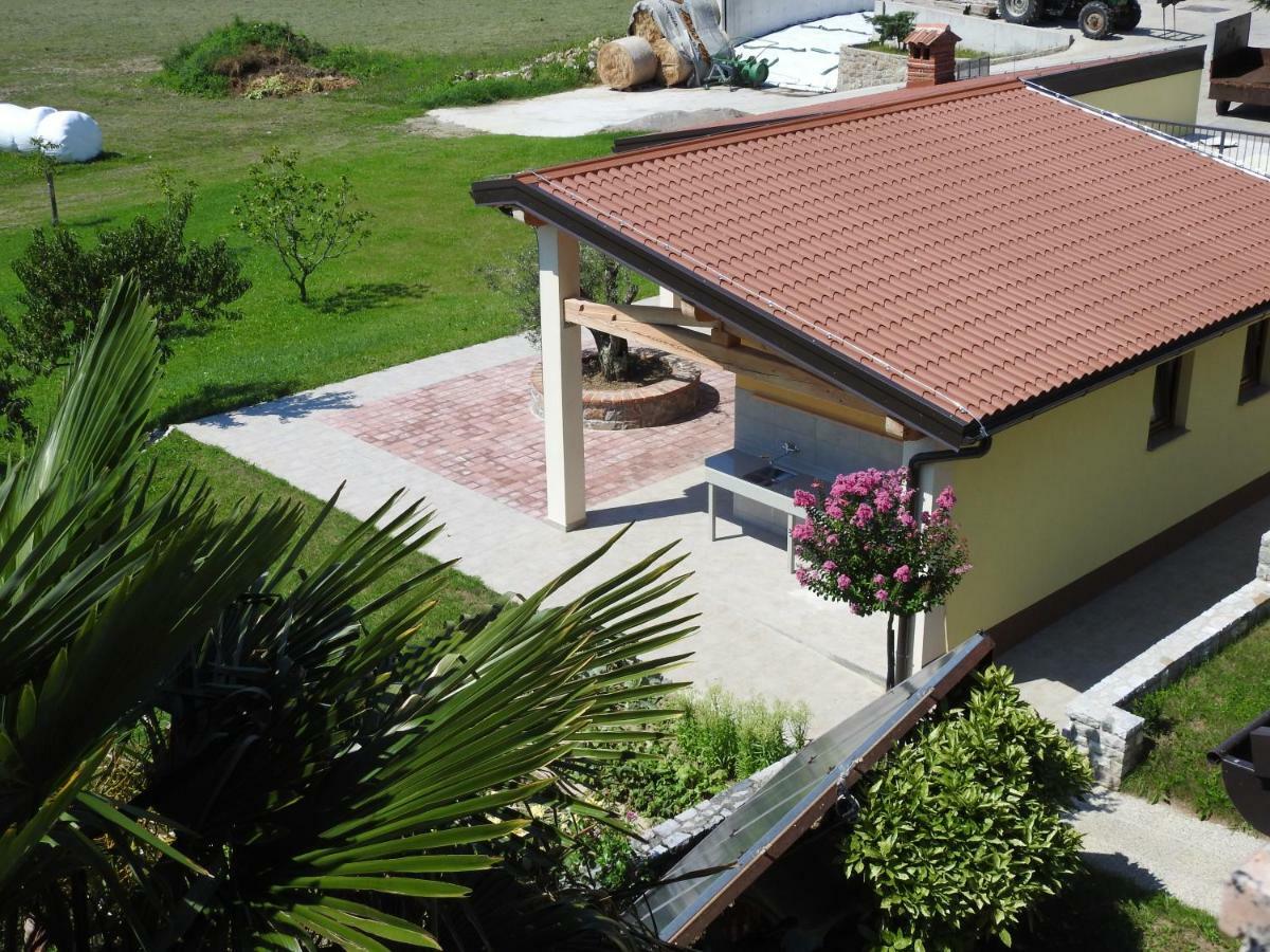 Turisticna Kmetija Pri Rebkovih Διαμέρισμα Ajdovščina Εξωτερικό φωτογραφία
